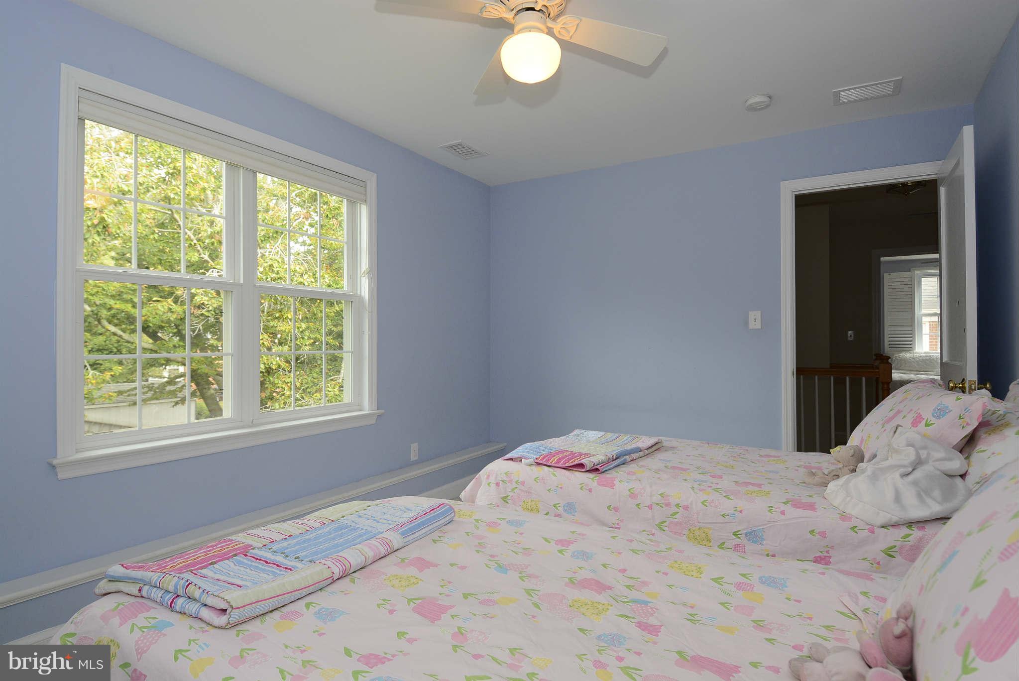 5815 Walton Road Bethesda, MD 20817 - Photo 20 of 29 Bedroom