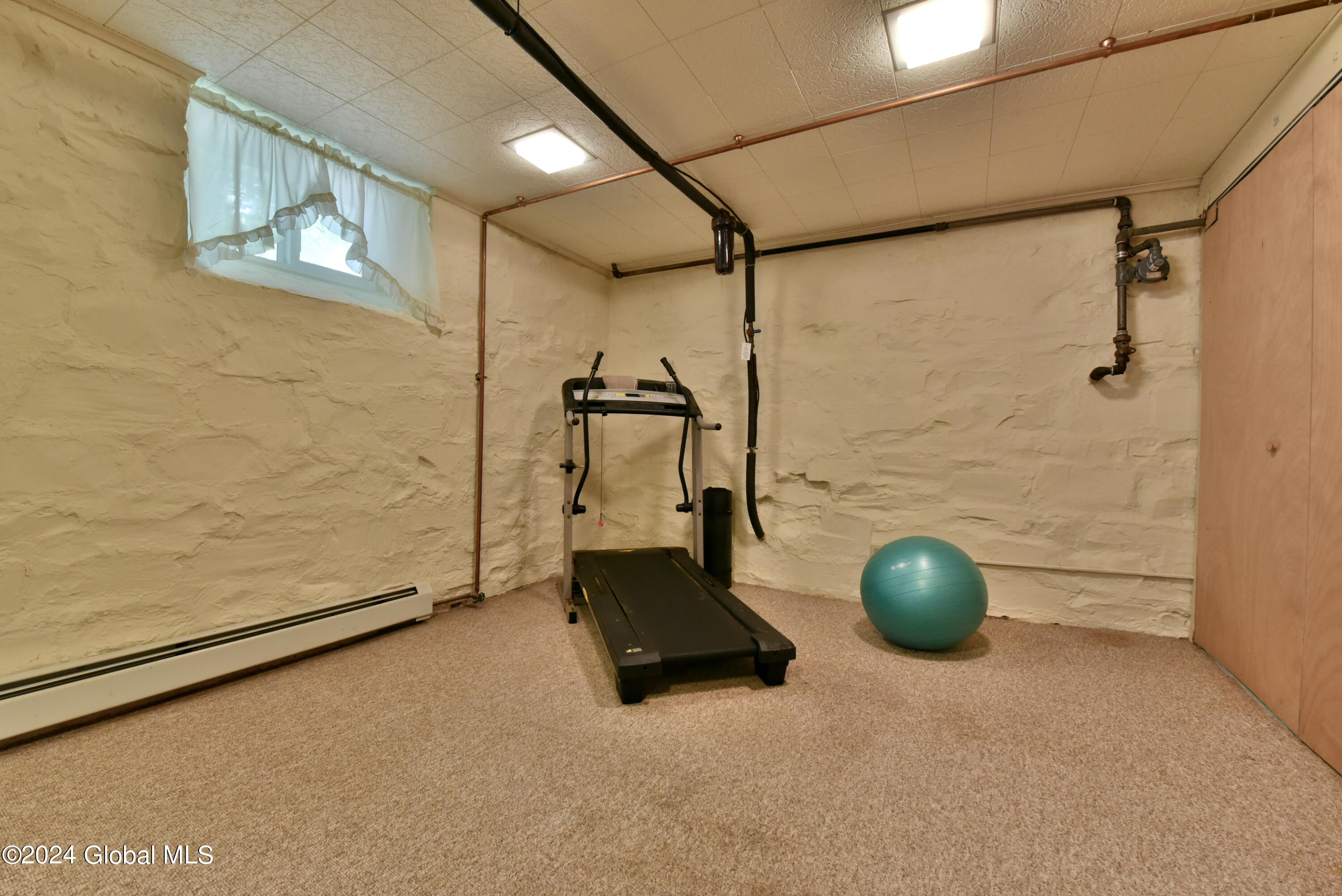 1043 Ardsley Road Schenectady, NY 12308 - Photo 51 of 75 53