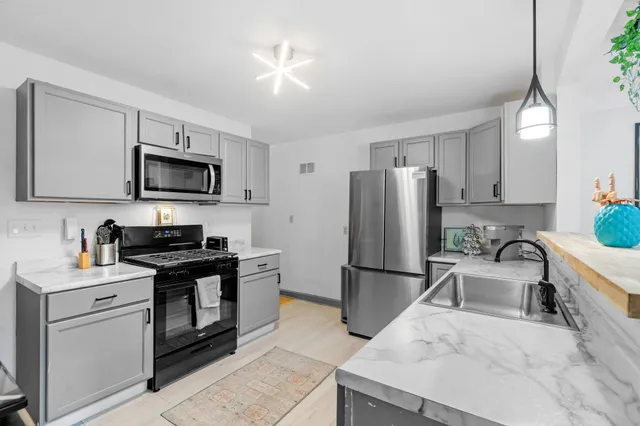 $525,000 | 3952 Bloomington Avenue, Minneapolis, MN 55407