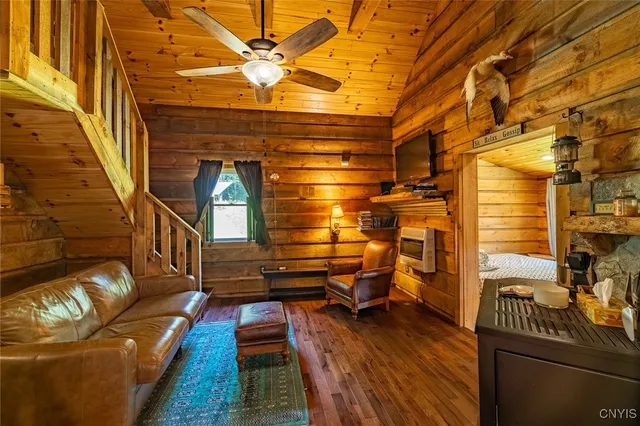 $230,000 | 87 Tamblin Ridge, Bernhards Bay, NY 13028