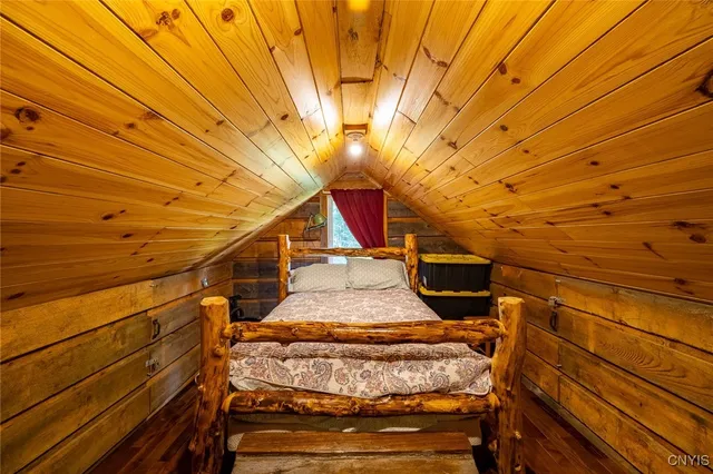 $230,000 | 87 Tamblin Ridge, Bernhards Bay, NY 13028