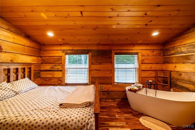 $230,000 | 87 Tamblin Ridge, Bernhards Bay, NY 13028