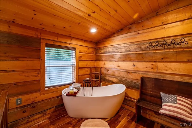 $230,000 | 87 Tamblin Ridge, Bernhards Bay, NY 13028