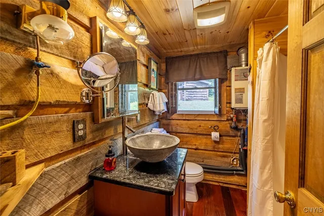 $230,000 | 87 Tamblin Ridge, Bernhards Bay, NY 13028