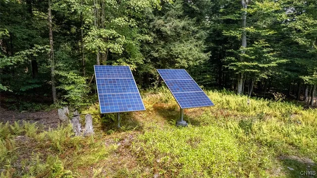 $230,000 | 87 Tamblin Ridge, Bernhards Bay, NY 13028