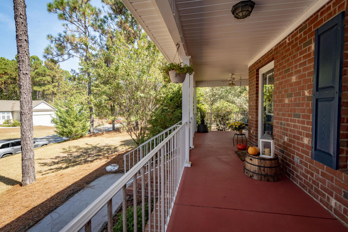 440 Spring Lake Drive Pinehurst, NC 28374 - Photo 4 of 32 20191004164143789476000000-o