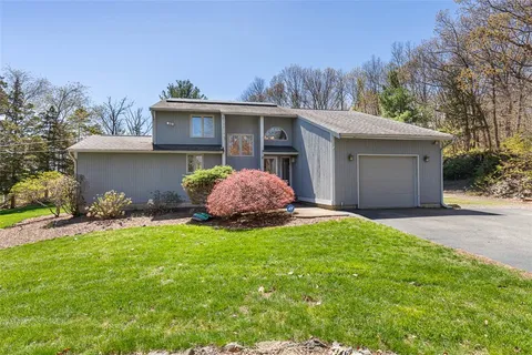 $699,000 | 1112 Great Road, Lincoln, RI 02865