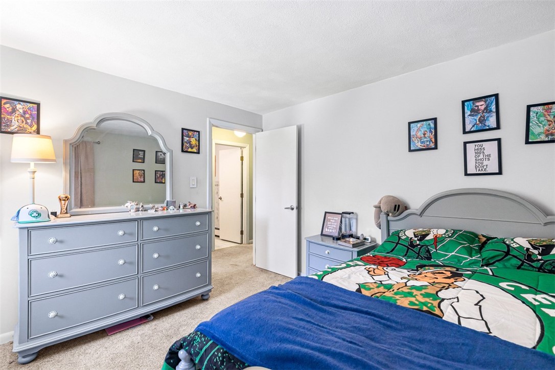 1112 Great Road Lincoln, RI 02865 - Photo 33 of 48