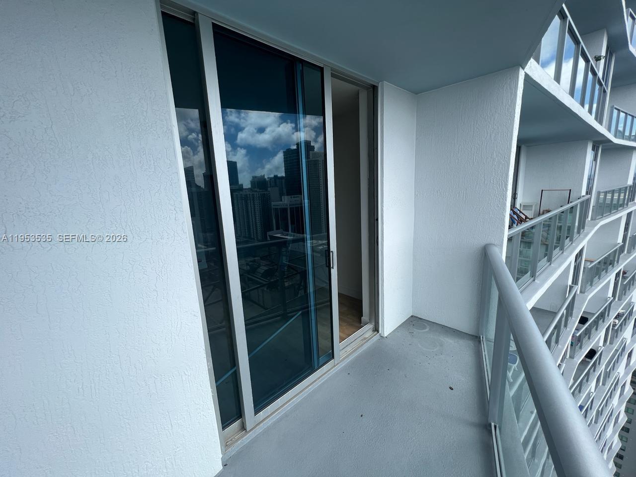 185 Southwest 7th Street, Unit 3706 Miami, FL 33130 - Photo 22 of 26