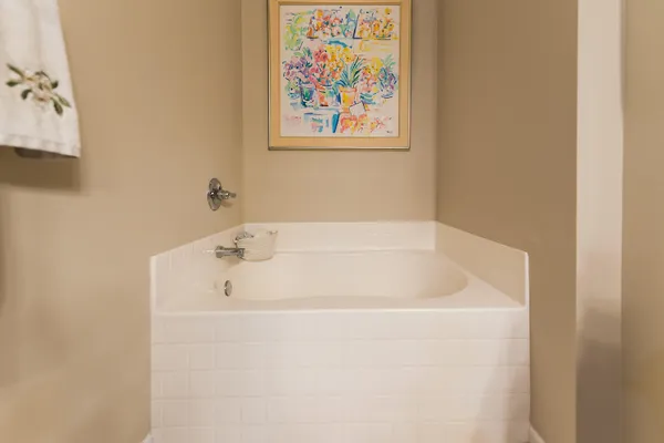 $310,000 | 301 Scio Village Court, Unit 260, Ann Arbor, MI 48103