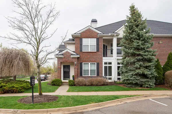 $310,000 | 301 Scio Village Court, Unit 260, Ann Arbor, MI 48103