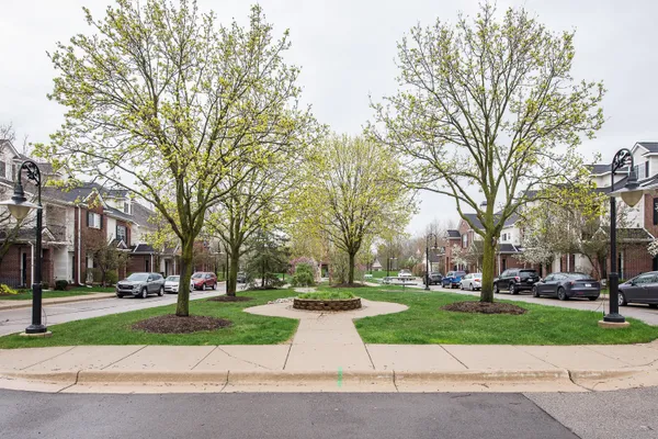 $310,000 | 301 Scio Village Court, Unit 260, Ann Arbor, MI 48103