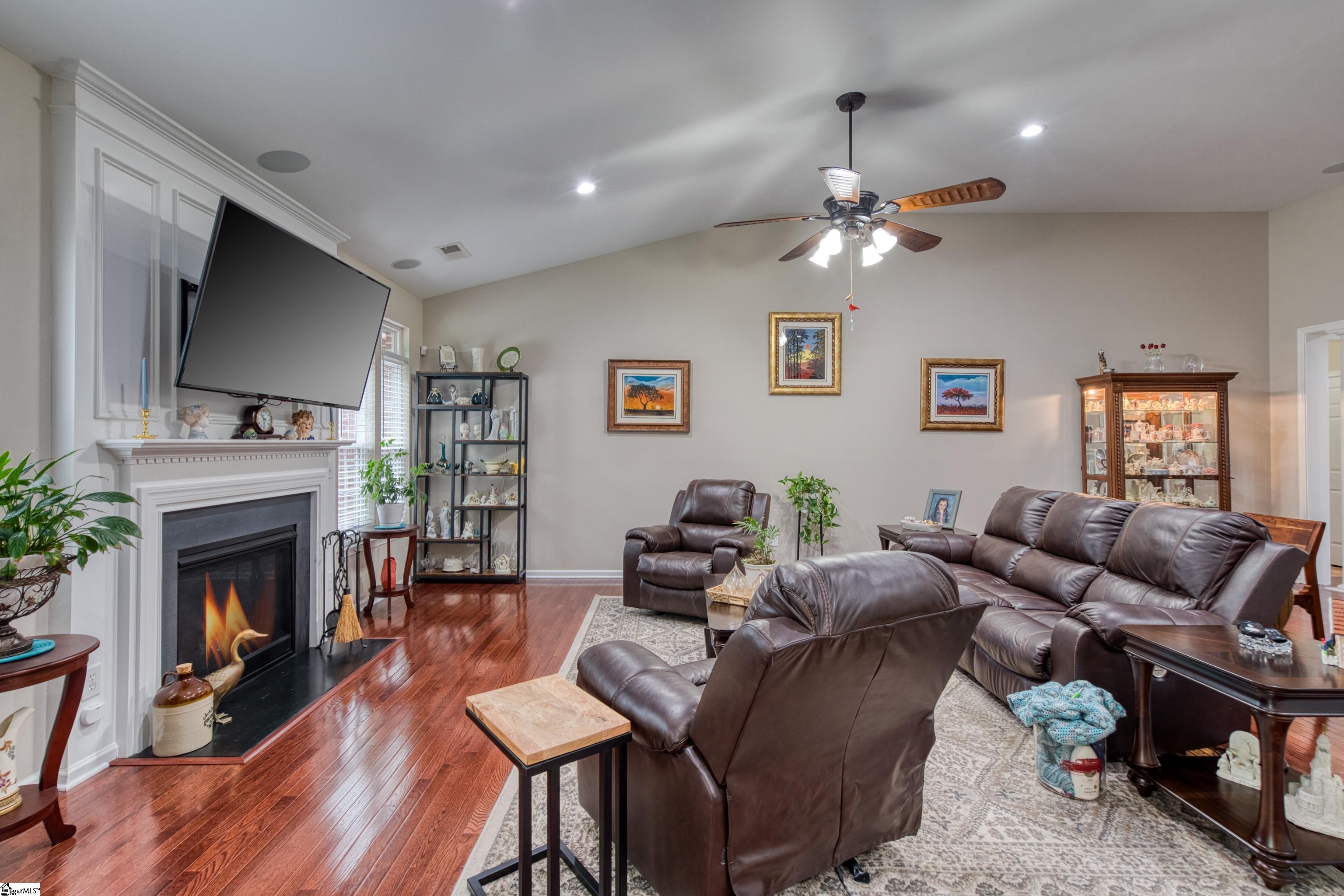 806 Hartscove Court Boiling Springs, SC 29316 - Photo 12 of 35