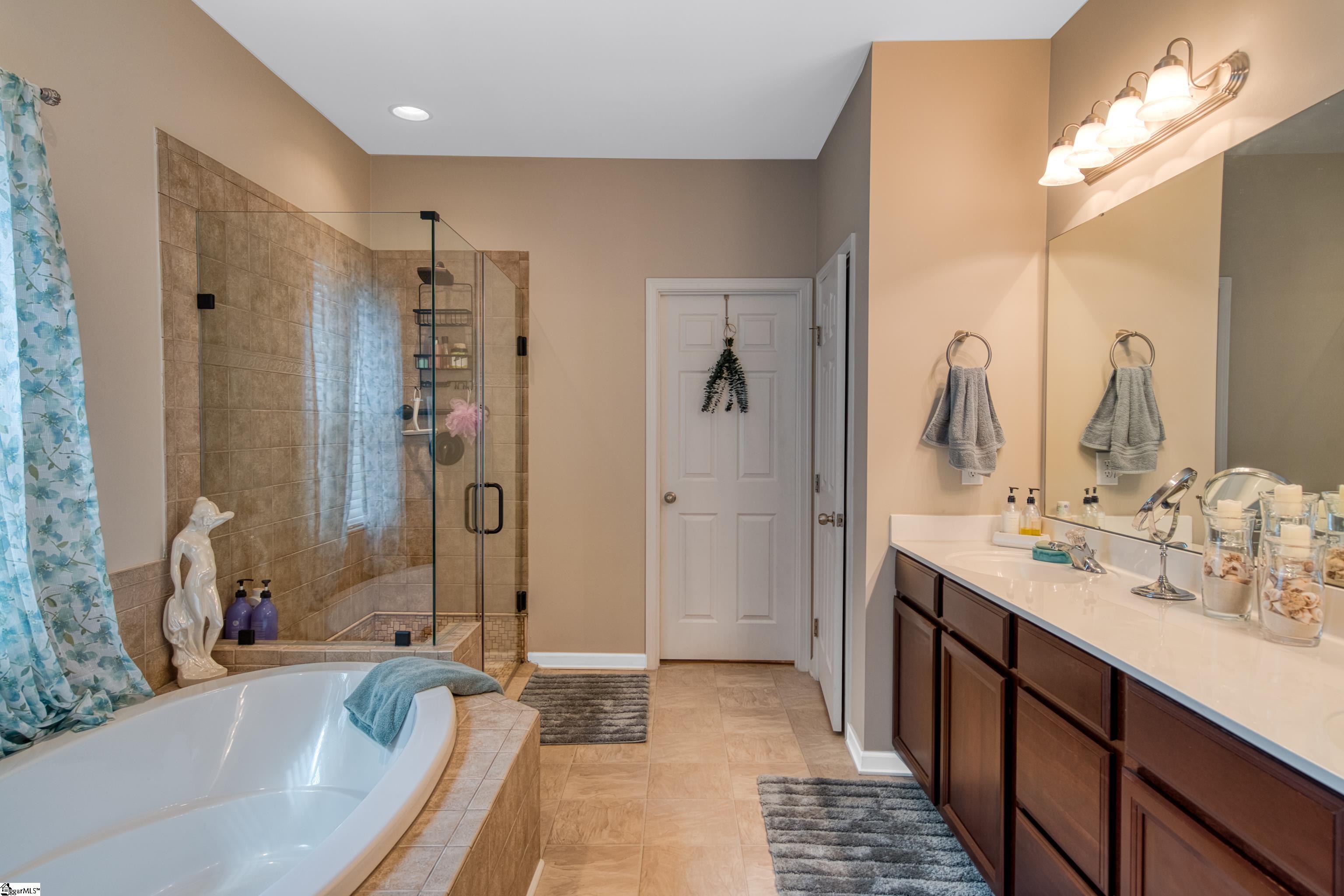 806 Hartscove Court Boiling Springs, SC 29316 - Photo 24 of 35