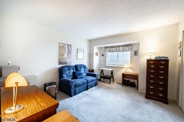 $349,999 | 50 Woods Edge Drive, Unit 50, Succasunna, NJ 07876