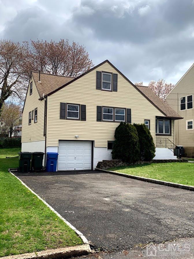 8 Exeter Road Fords, NJ 08863 - Photo 2 of 50 Gallery Image 2