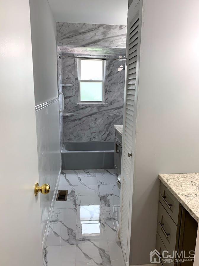 8 Exeter Road Fords, NJ 08863 - Photo 16 of 50 Gallery Image 16
