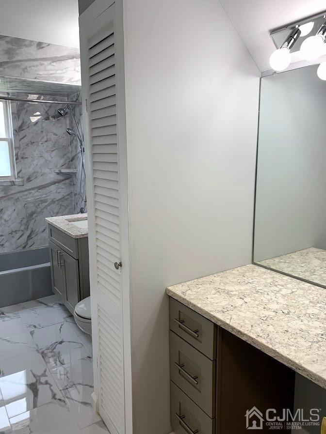 8 Exeter Road Fords, NJ 08863 - Photo 17 of 50 Gallery Image 17
