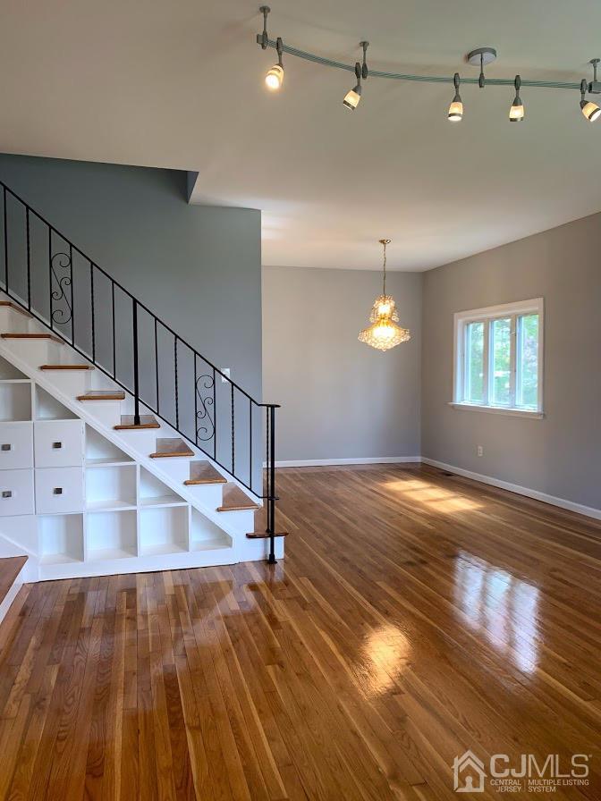 8 Exeter Road Fords, NJ 08863 - Photo 3 of 50 Gallery Image 3