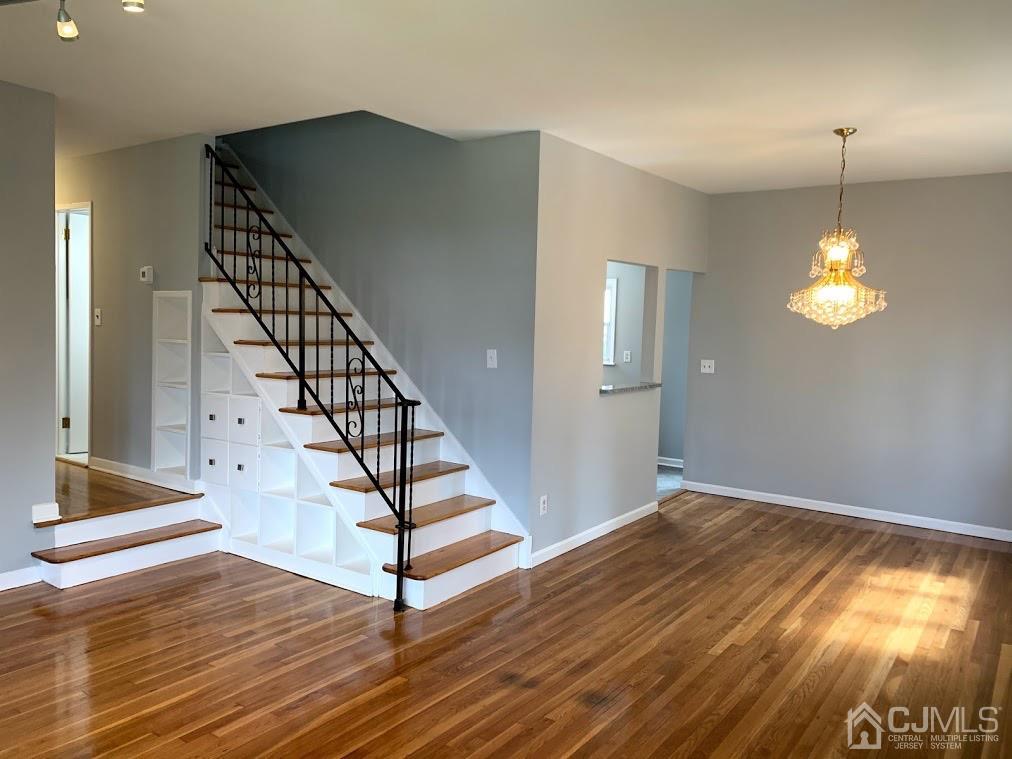 8 Exeter Road Fords, NJ 08863 - Photo 4 of 50 Gallery Image 4
