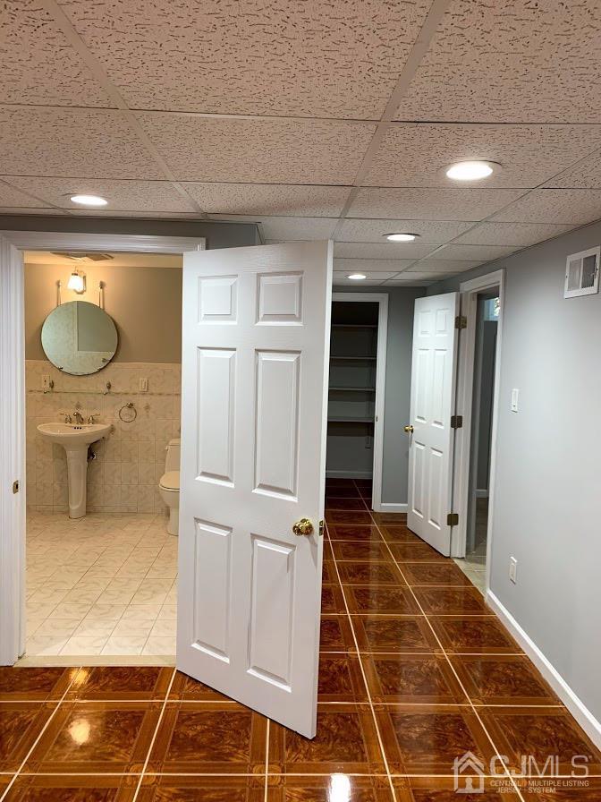 8 Exeter Road Fords, NJ 08863 - Photo 35 of 50 Gallery Image 35