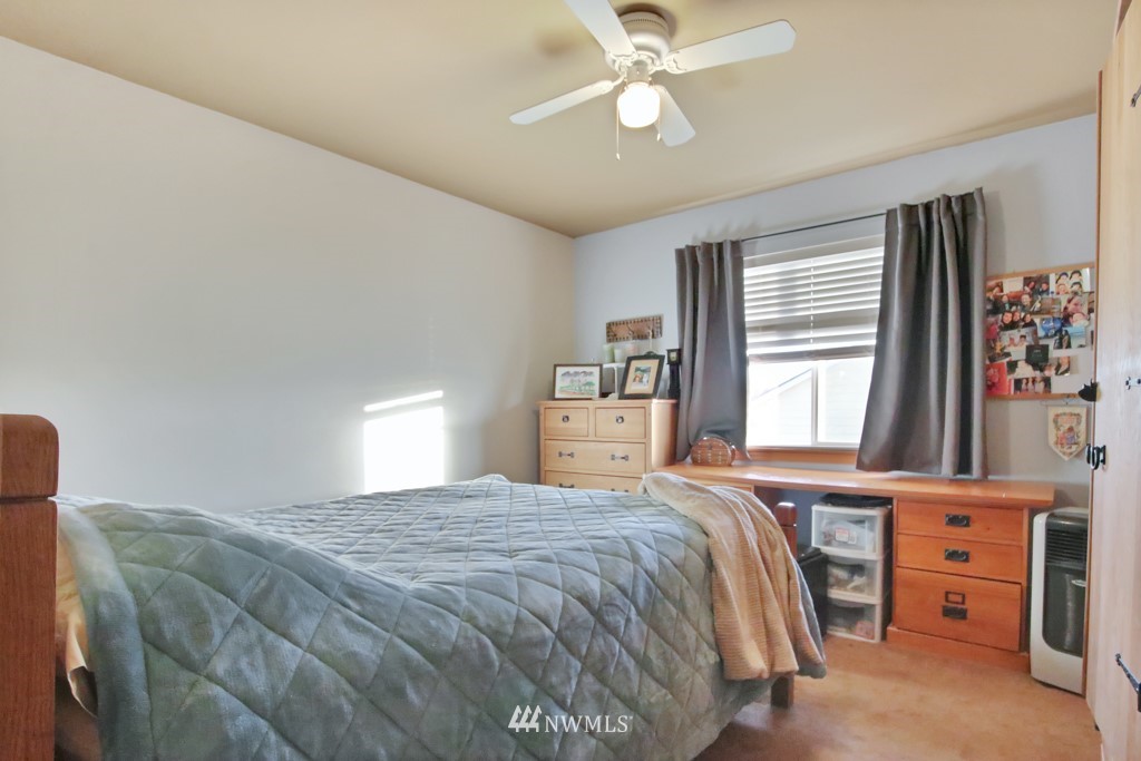 5326 Parker Road East Sumner, WA 98390 - Photo 11 of 18