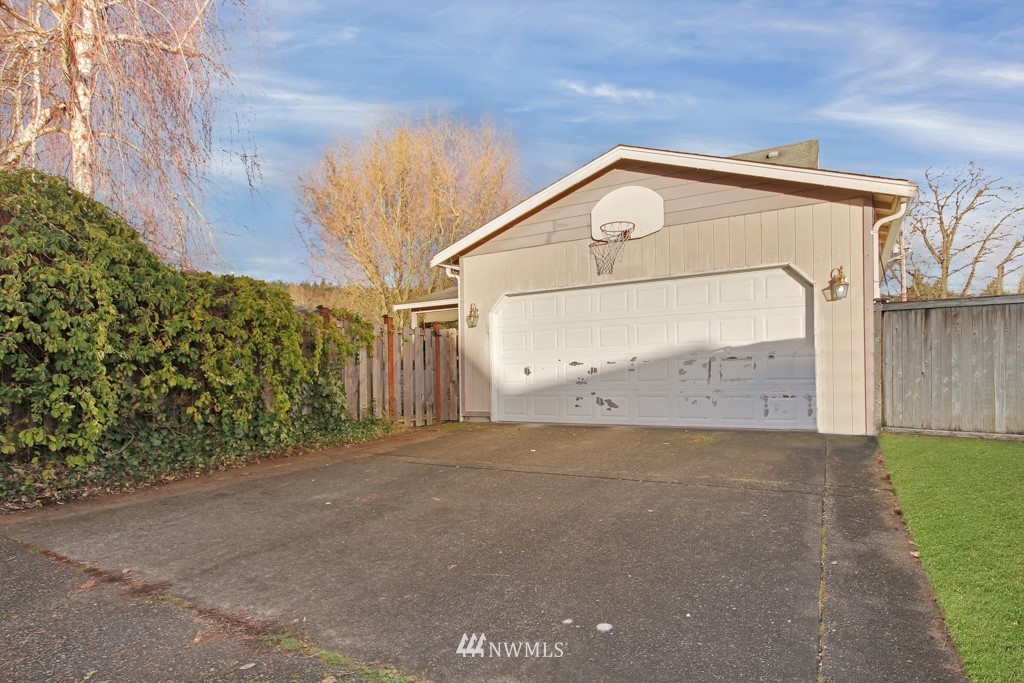 5326 Parker Road East Sumner, WA 98390 - Photo 15 of 18