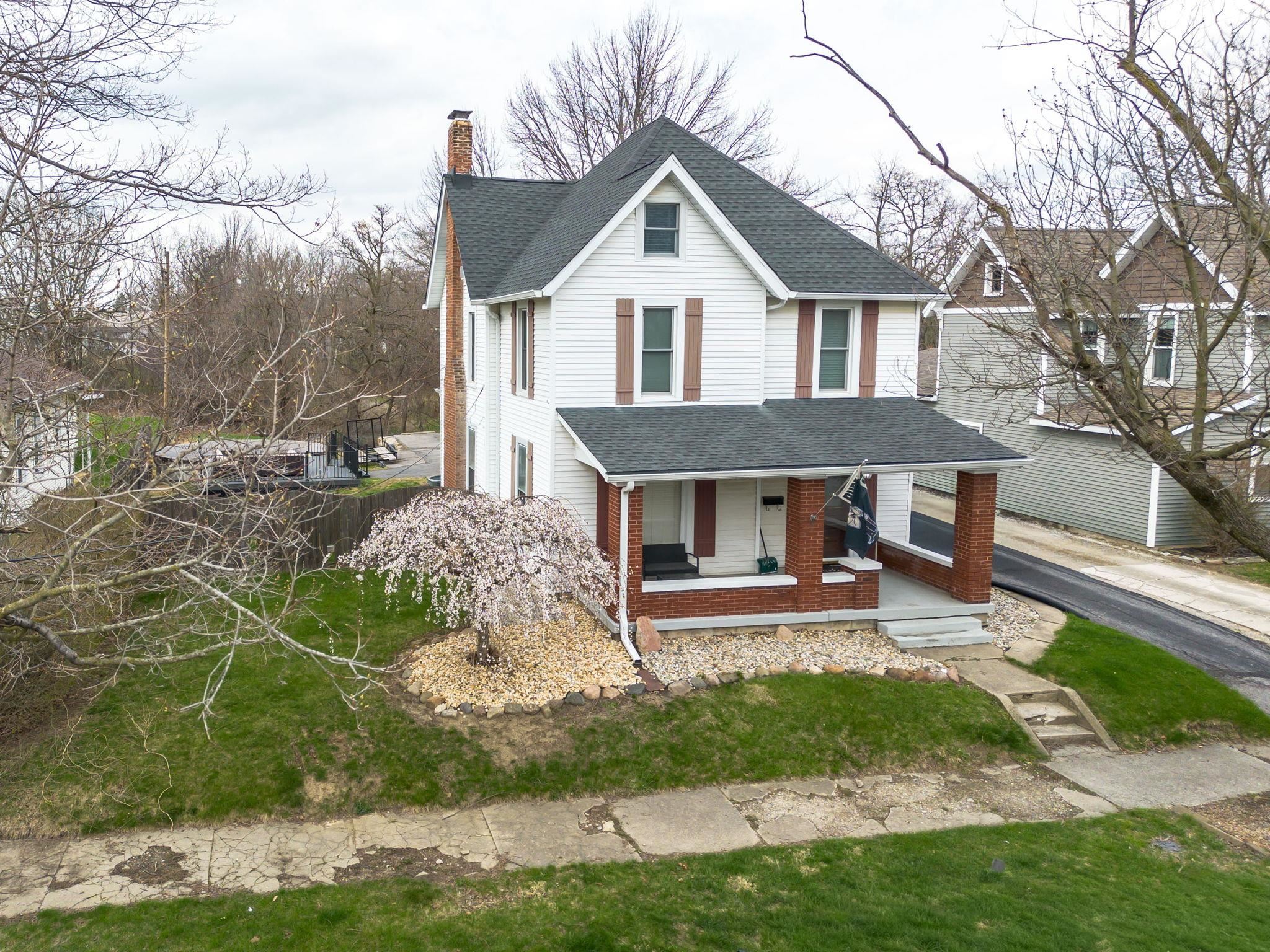 58 Madison Street Huntington, IN 46750 - Photo 1 of 36