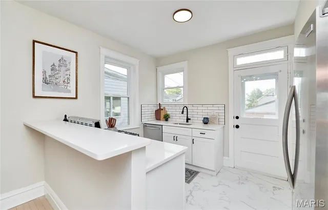 $299,900 | 5462 Nottingham Avenue, St. Louis, MO 63109