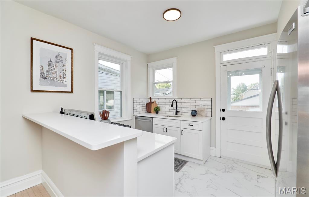 5462 Nottingham Avenue St. Louis, MO 63109 - Photo 10 of 29