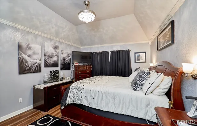 $389,999 | 307 Hwy D, Hawk Point, MO 63349