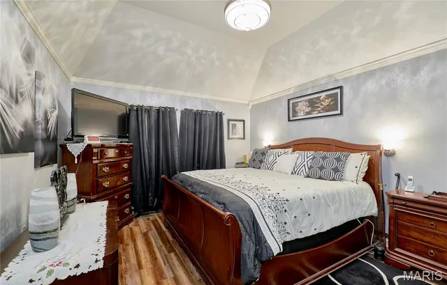 $389,999 | 307 Hwy D, Hawk Point, MO 63349