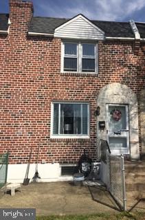 2010 Heather Road Folcroft, PA 19032 - Photo 3 of 10
