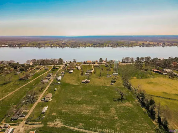 $1,199,000 | 9287 False River Road, New Roads, LA 70760