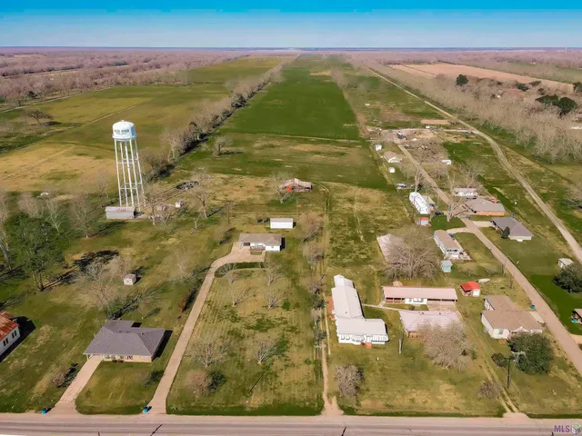 $1,199,000 | 9287 False River Road, New Roads, LA 70760