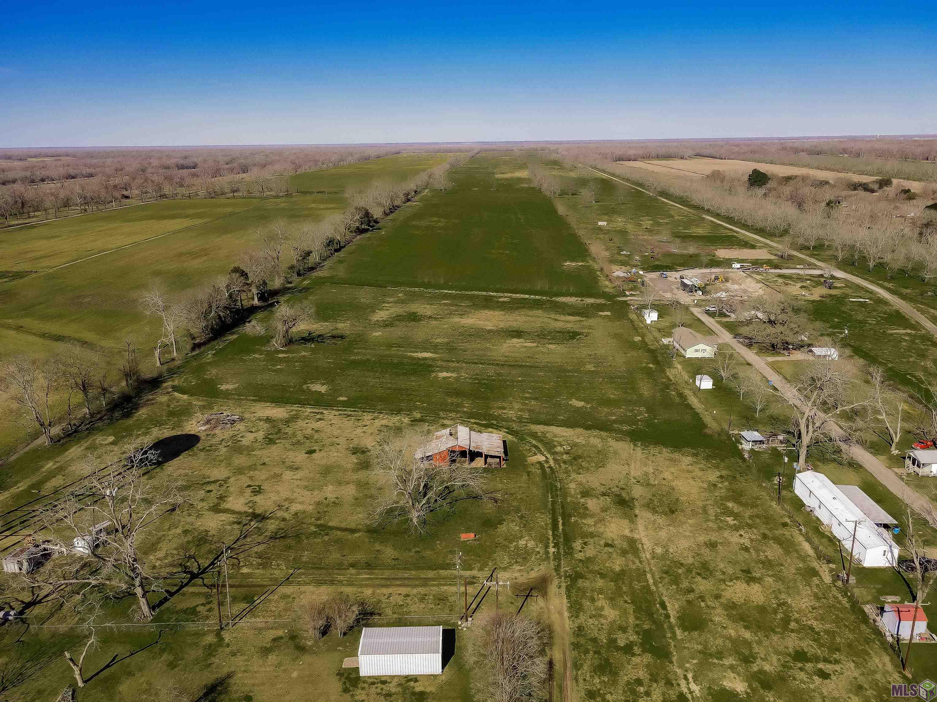 9287 False River Road New Roads, LA 70760 - Photo 3 of 12