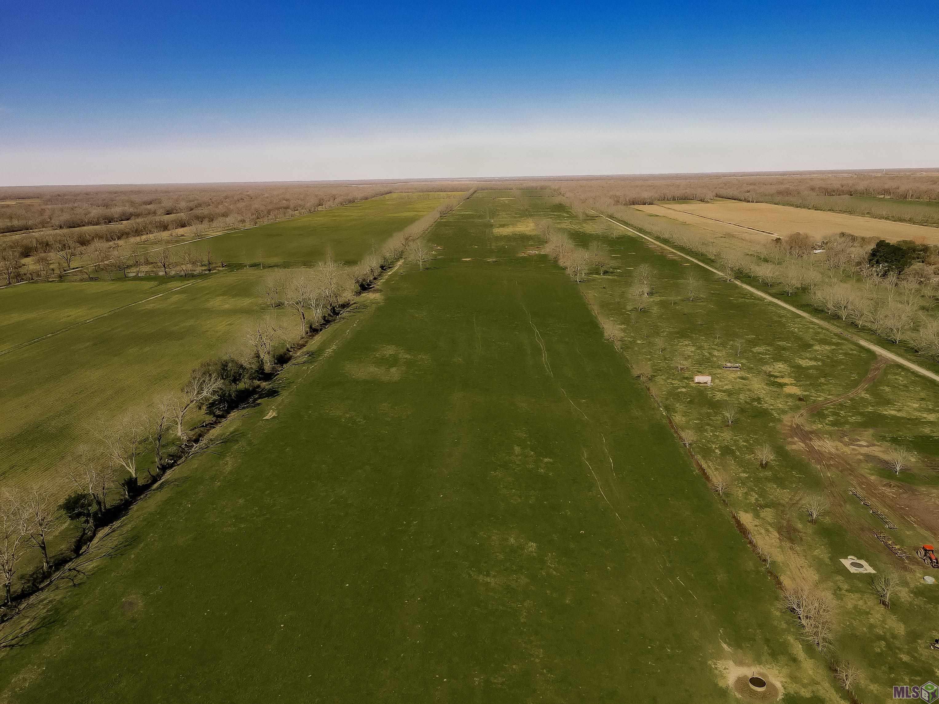 9287 False River Road New Roads, LA 70760 - Photo 5 of 12