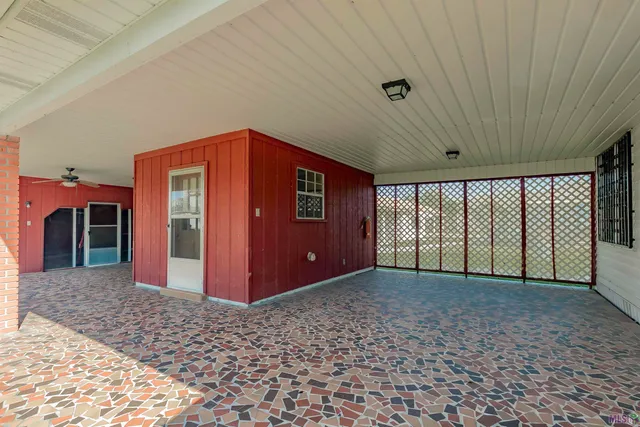 $1,199,000 | 9287 False River Road, New Roads, LA 70760