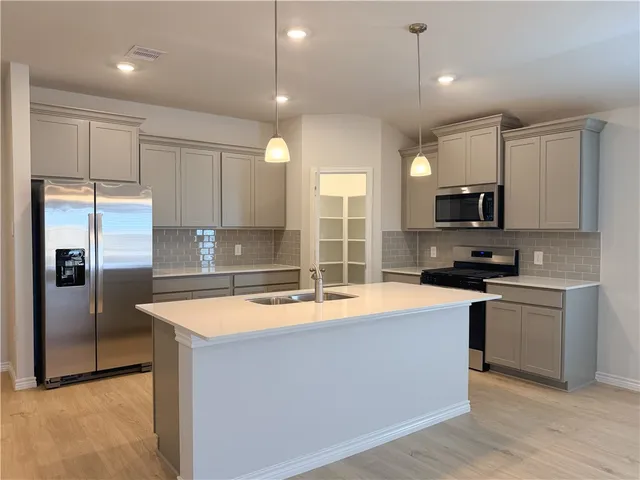 $2,300 | 1223 Watkins Way, College Station, TX 77845