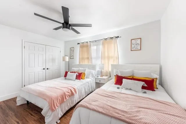 $1,995 | 5700 Signal Point, Austin, TX 78724