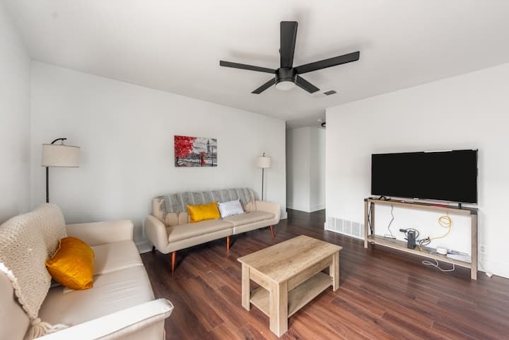 5700 Signal Point Austin, TX 78724 - Photo 16 of 16 Living room with a ceiling fan and wood finished floors