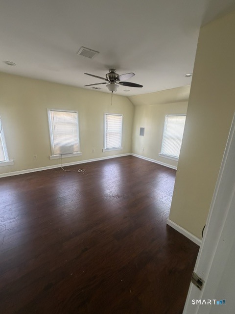 680 Ogden Street, Unit 2 Bridgeport, CT 06608 - Photo 3 of 8 Gallery Image 3