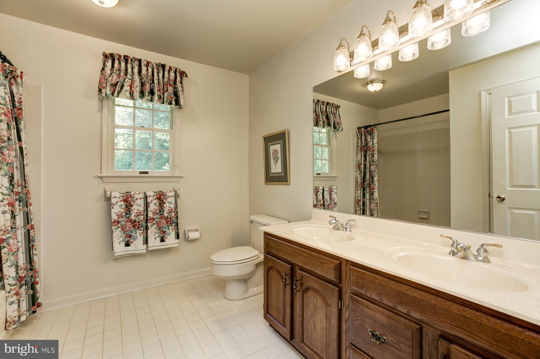 11798 Frederick Road Ellicott City, MD 21042 - Photo 24 of 33 En Suite Bathroom for Upstairs Primary
