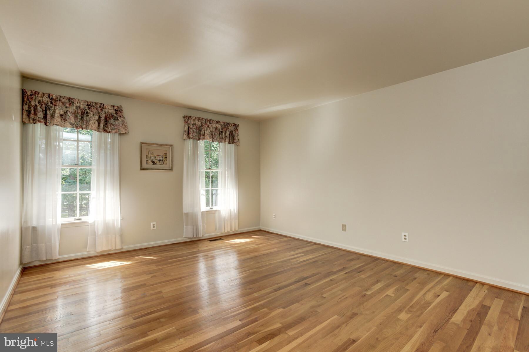 11798 Frederick Road Ellicott City, MD 21042 - Photo 26 of 33 Bedroom 4
