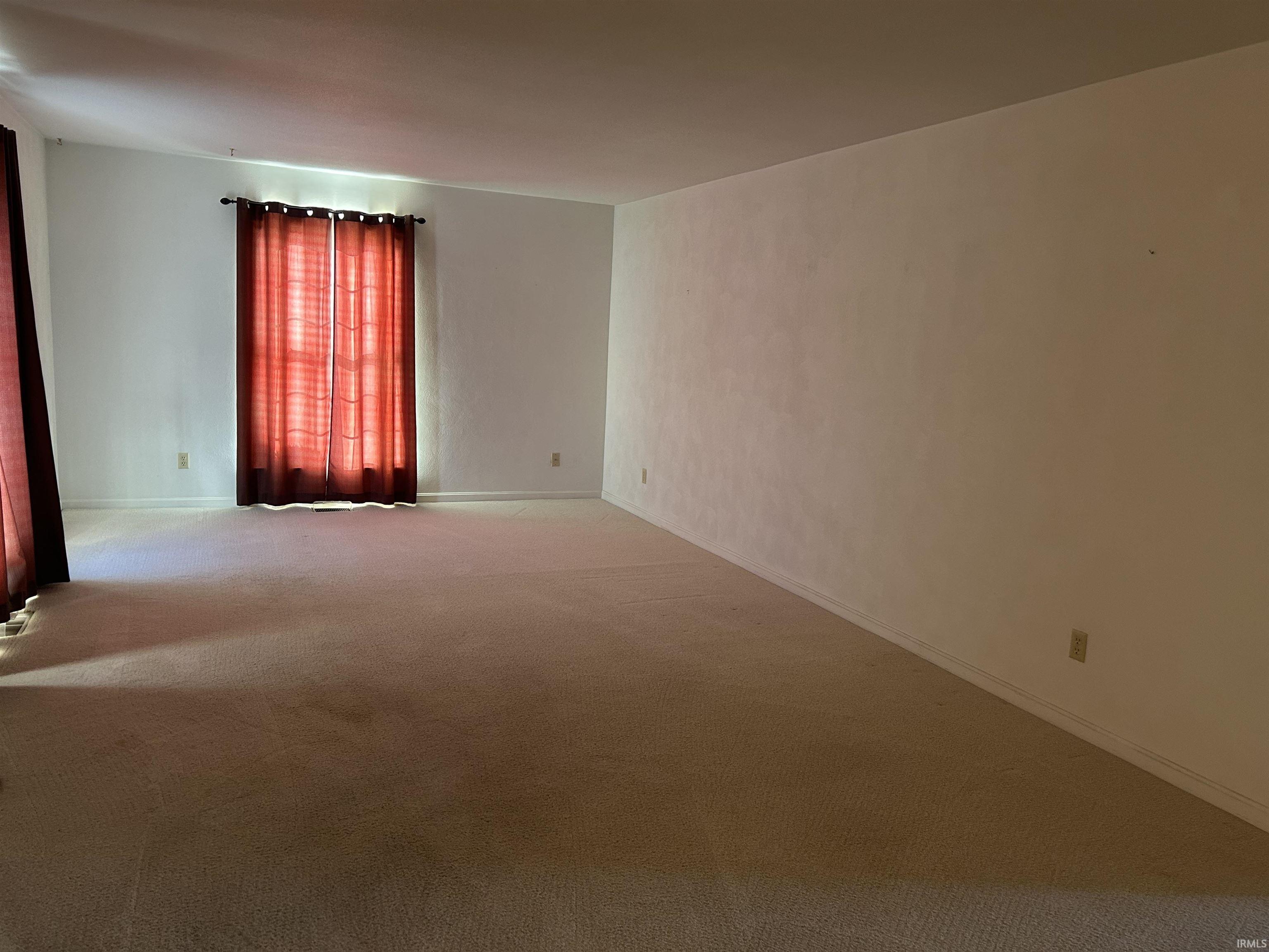 546 Reyling Drive, Unit 2 Jasper, IN 47546 - Photo 8 of 15 Gallery Image 8