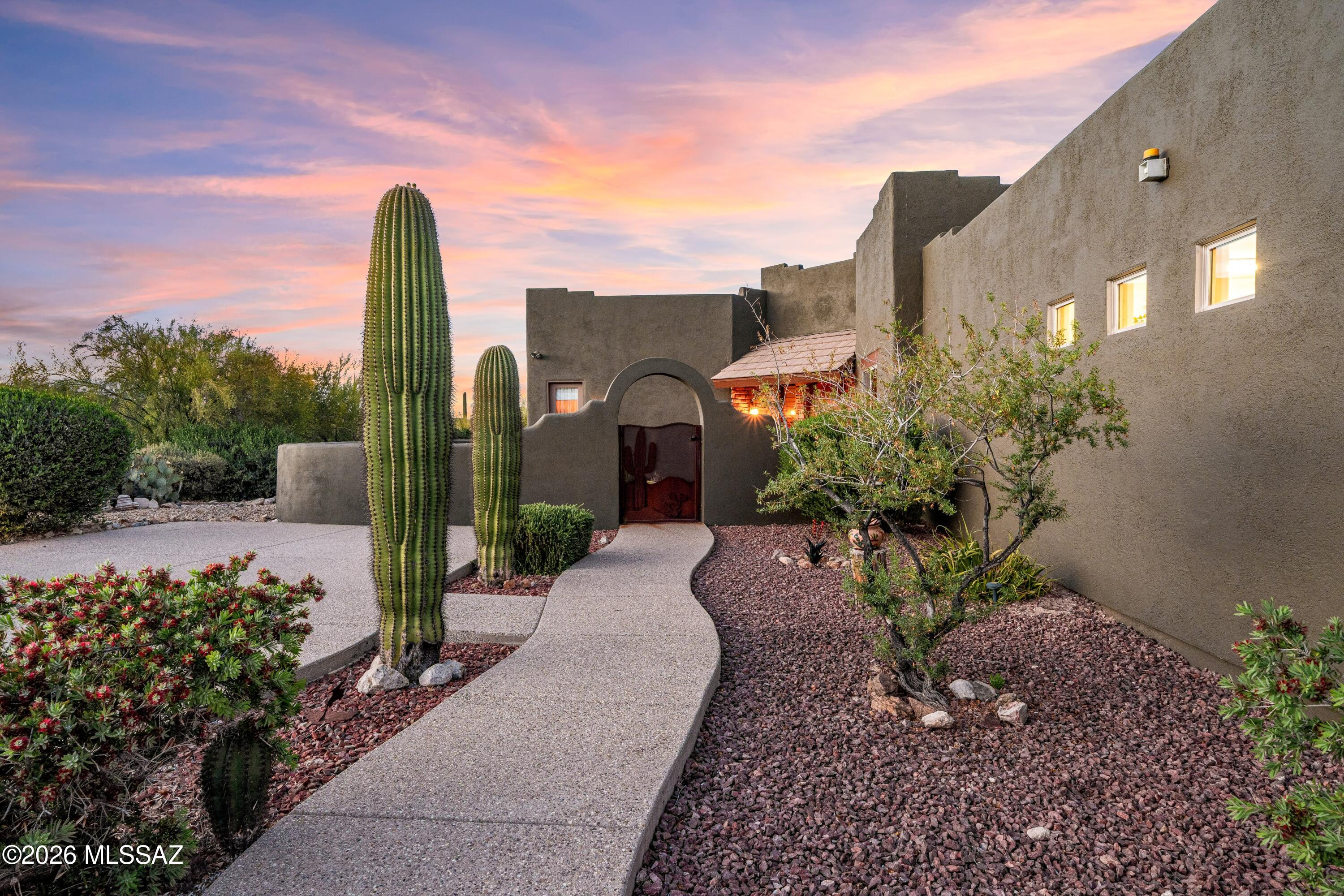 1540 North Saguaro Cliffs Court Tucson, AZ 85745 - Photo 19 of 48 06-Front Walkway