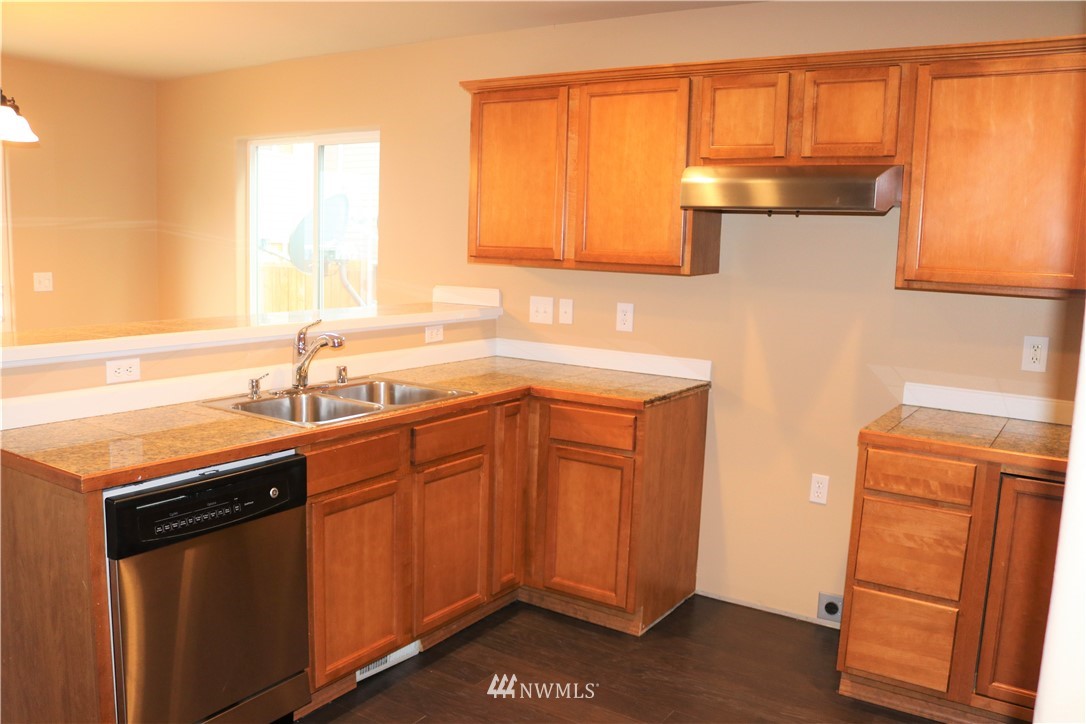 124 196th Place Southwest Bothell, WA 98012 - Photo 5 of 14