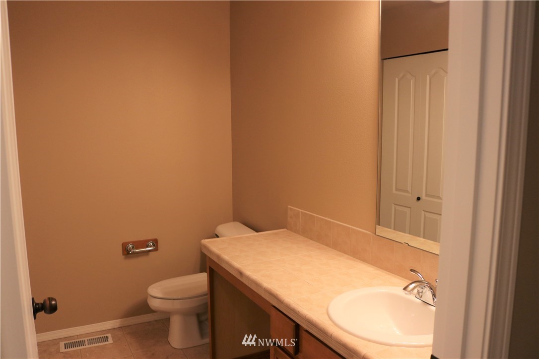 124 196th Place Southwest Bothell, WA 98012 - Photo 7 of 14