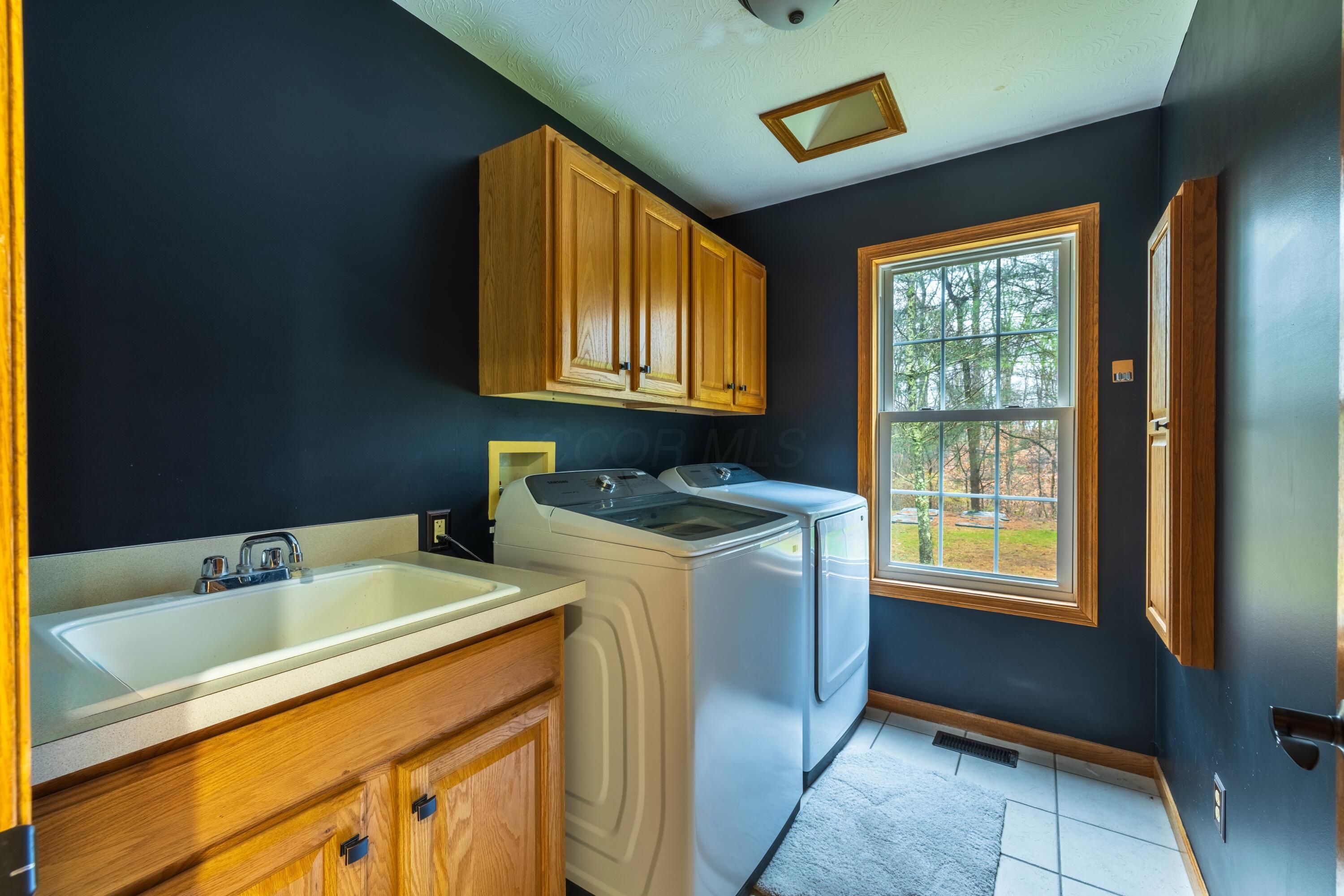 8850 Lavelle Road Athens, OH 45701 - Photo 24 of 48 JZP_8850LavelleRoad_033