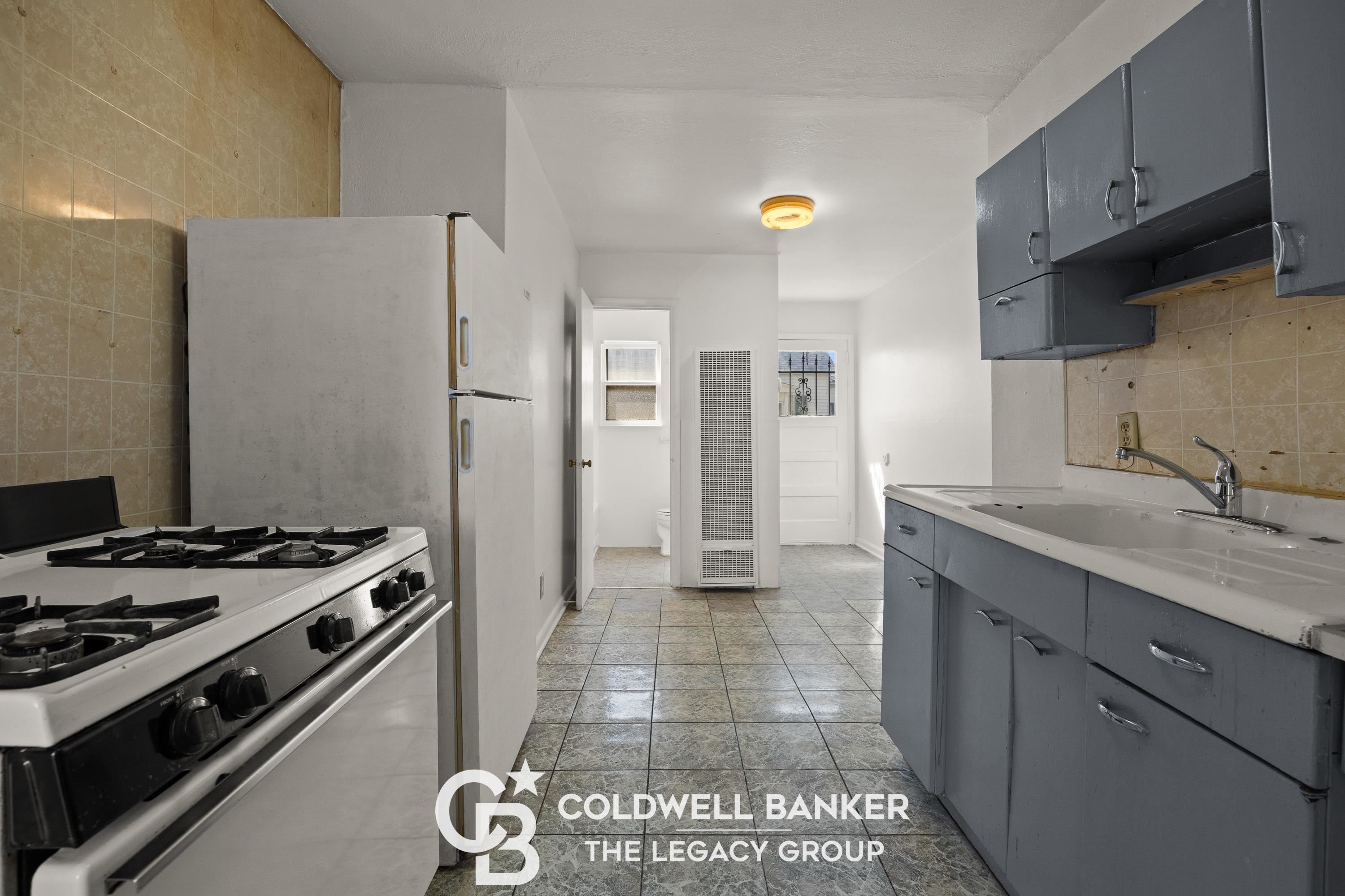 241 South McKinley Street Casper, WY 82601 - Photo 8 of 33